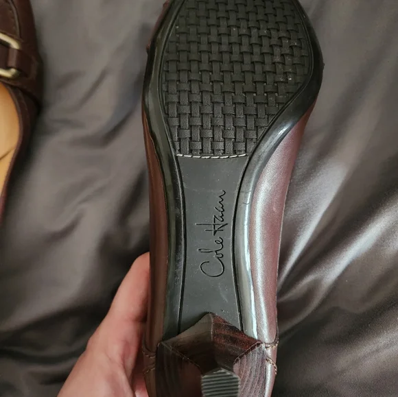 Women's Cole Haan Slip On Round  Toe Buckle Brown 6.5 - Picture 7 of 12